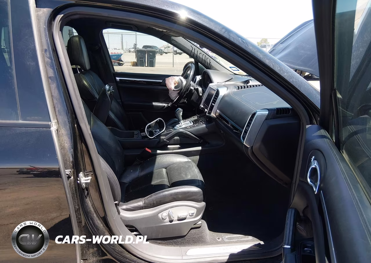 2017 Porsche Cayenne S VIN:WP1AB2A24HLA52959 - 5