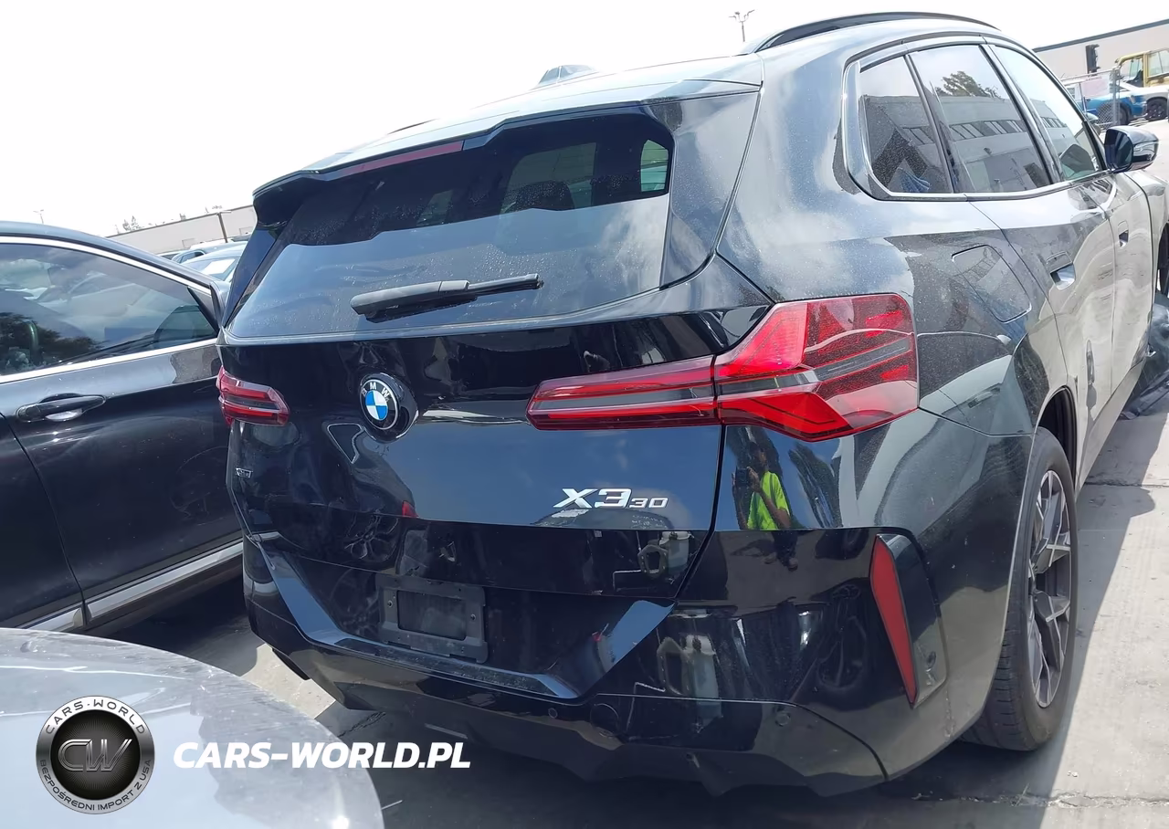 2025 BMW X3 30 xDrive VIN:5UX53GP09S9Y39539 - 16