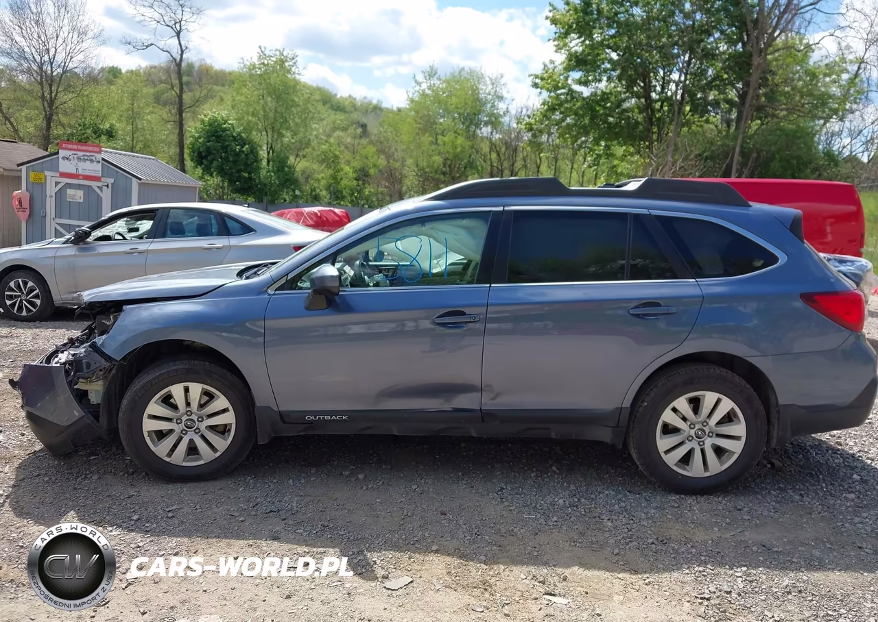 2018 Subaru Outback 2.5I Premium VIN:4S4BSACC4J3221451 - 14