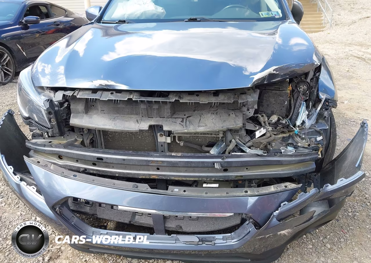 2018 Subaru Outback 2.5I Premium VIN:4S4BSACC4J3221451 - 6