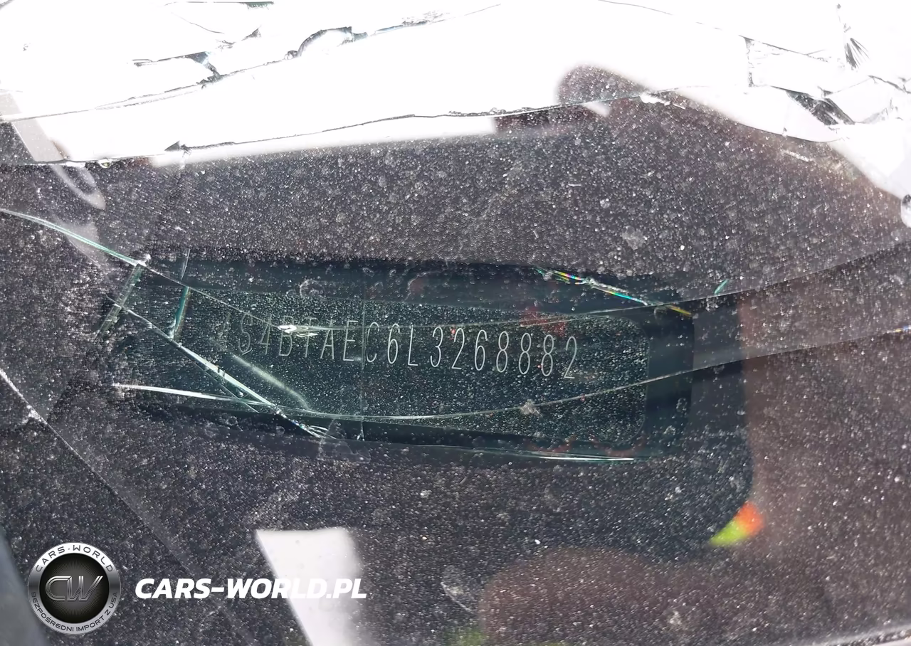 2020 Subaru Outback Premium VIN:4S4BTAEC6L3268882 - 18