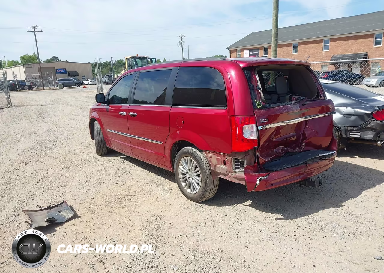 2015 Chrysler Town & Country Touring-L VIN:2C4RC1CG0FR546261 - 3