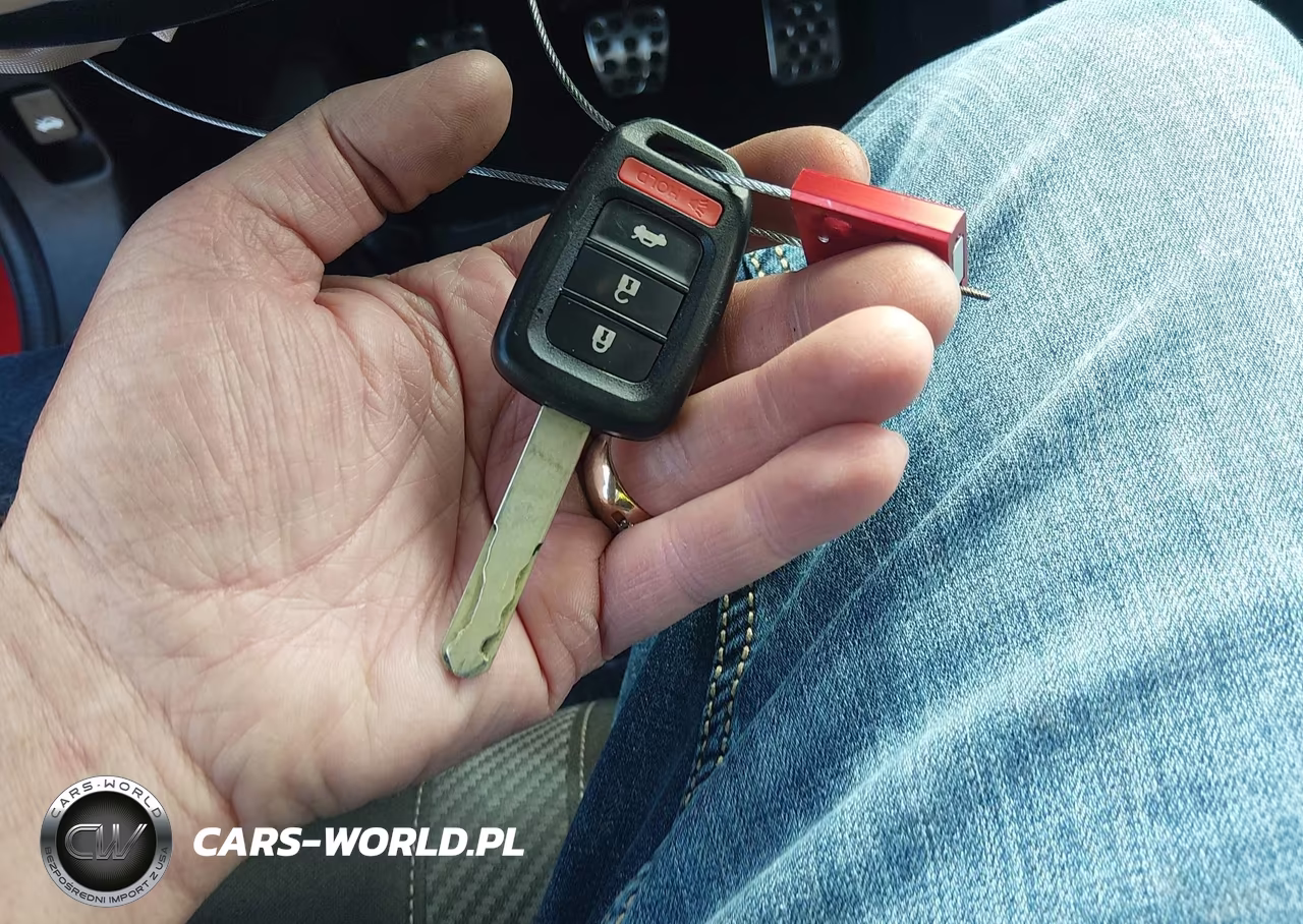 2018 Honda Civic Sport VIN:SHHFK7G48JU207131 - 11