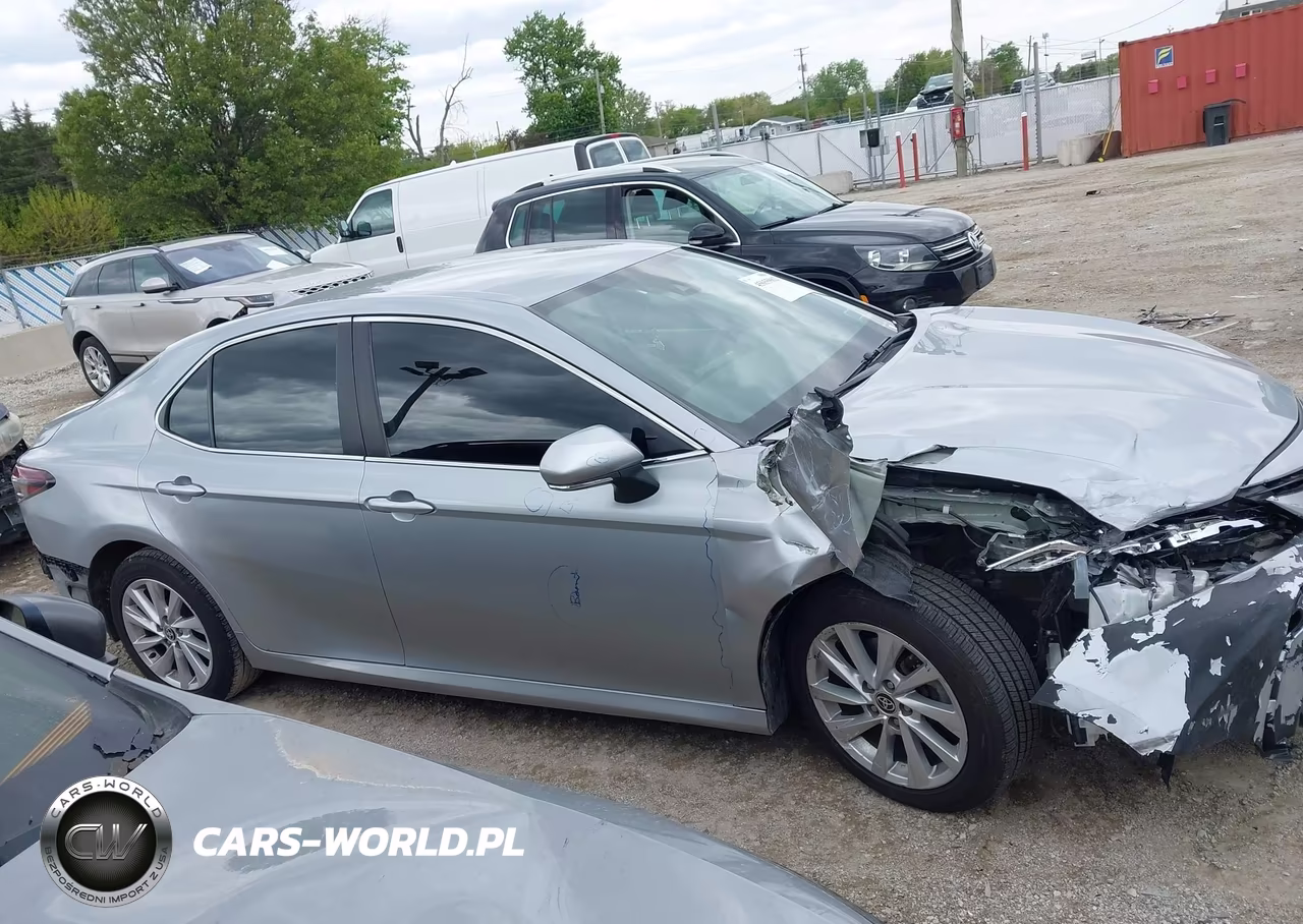 2023 Toyota Camry Le VIN:4T1C11AK7PU162044 - 13