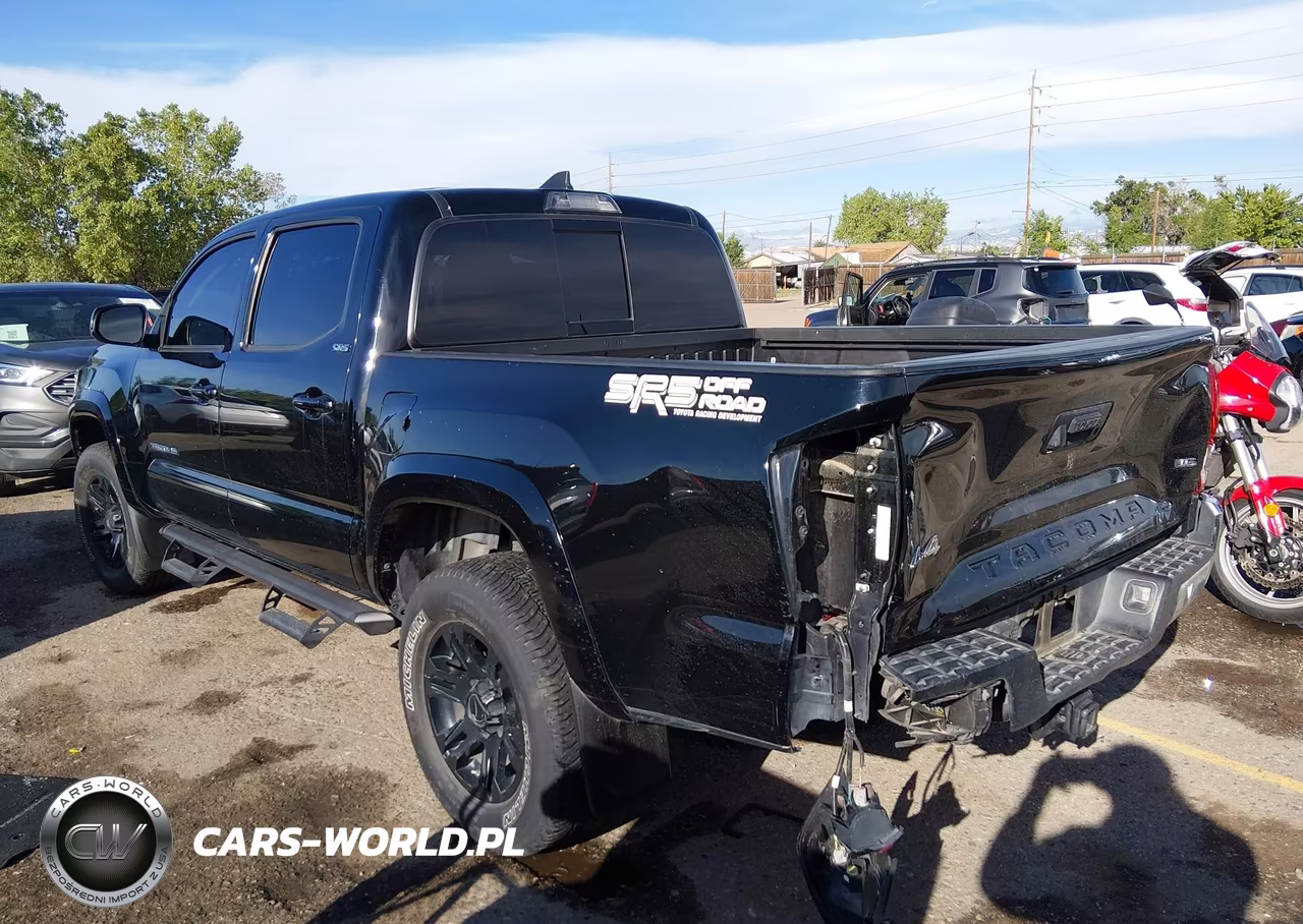 2018 Toyota Tacoma Limited-Sr V6-Sr5 V6-Trd Off Road-Trd Pro-Trd Sport VIN:5TFCZ5AN6JX122056 - 3