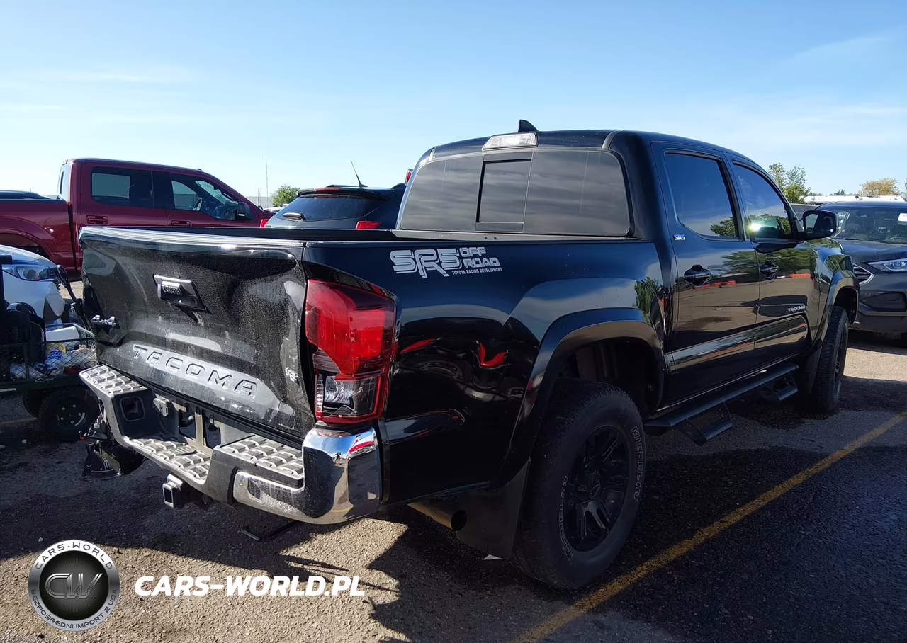 2018 Toyota Tacoma Limited-Sr V6-Sr5 V6-Trd Off Road-Trd Pro-Trd Sport VIN:5TFCZ5AN6JX122056 - 4