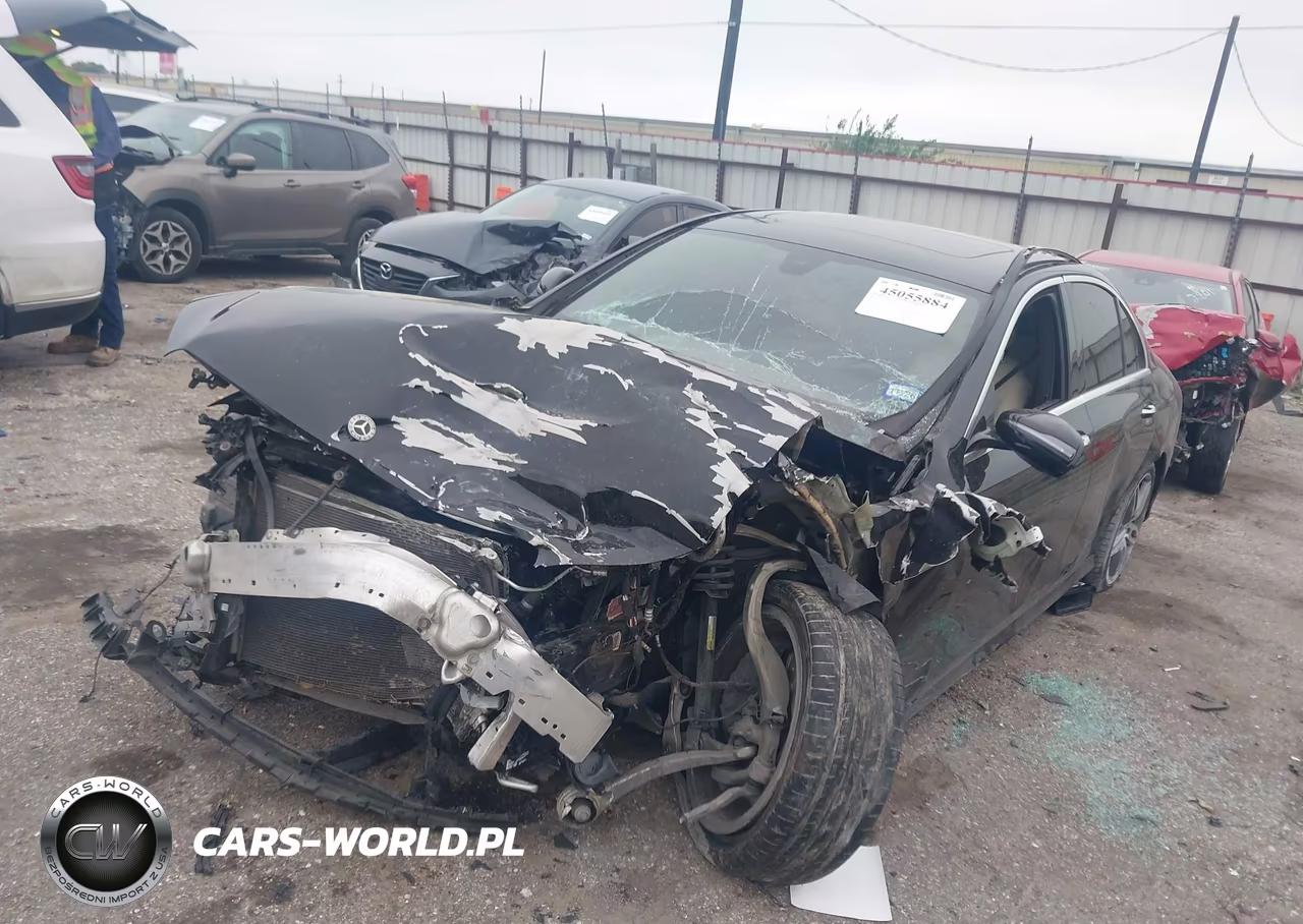 2020 Mercedes-Benz E 350 VIN:WDDZF8DB1LA718547 - 2