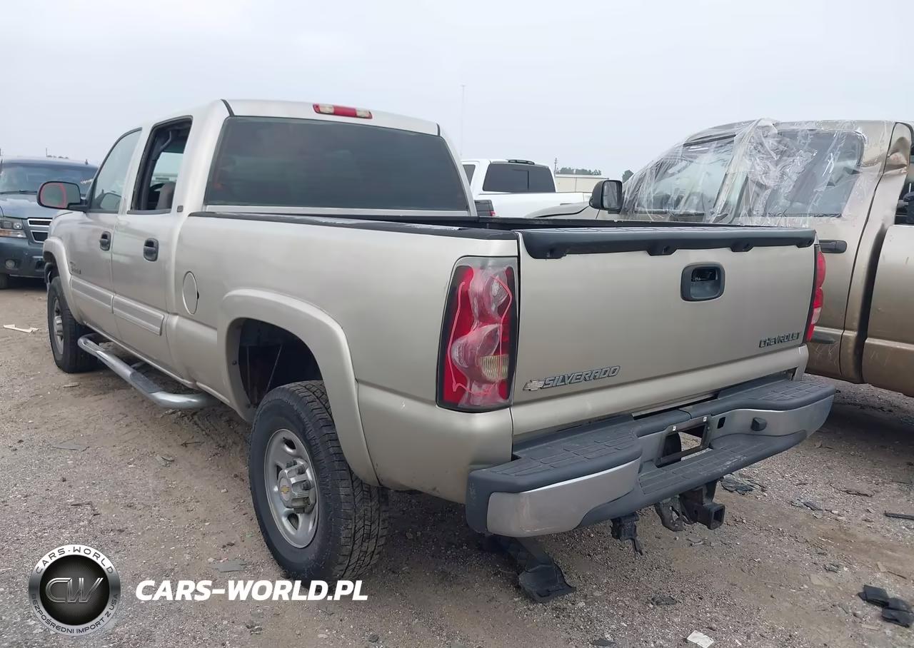 2005 Chevrolet Silverado 2500Hd Ls VIN:1GCHC23295F850670 - 3