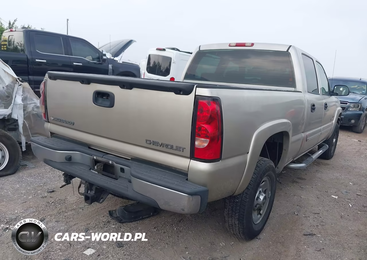 2005 Chevrolet Silverado 2500Hd Ls VIN:1GCHC23295F850670 - 4