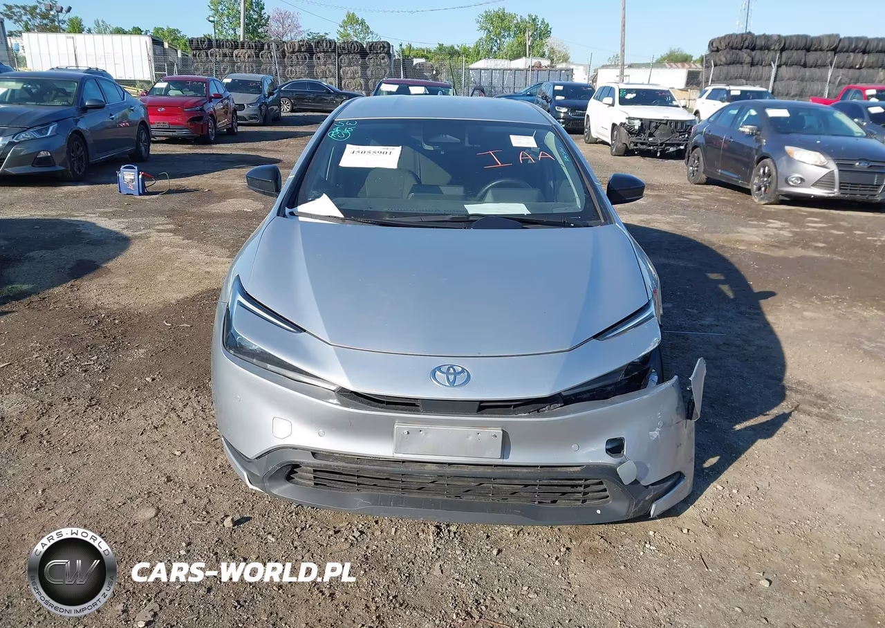 2023 Toyota Prius Le VIN:JTDACAAU9P3004527 - 12