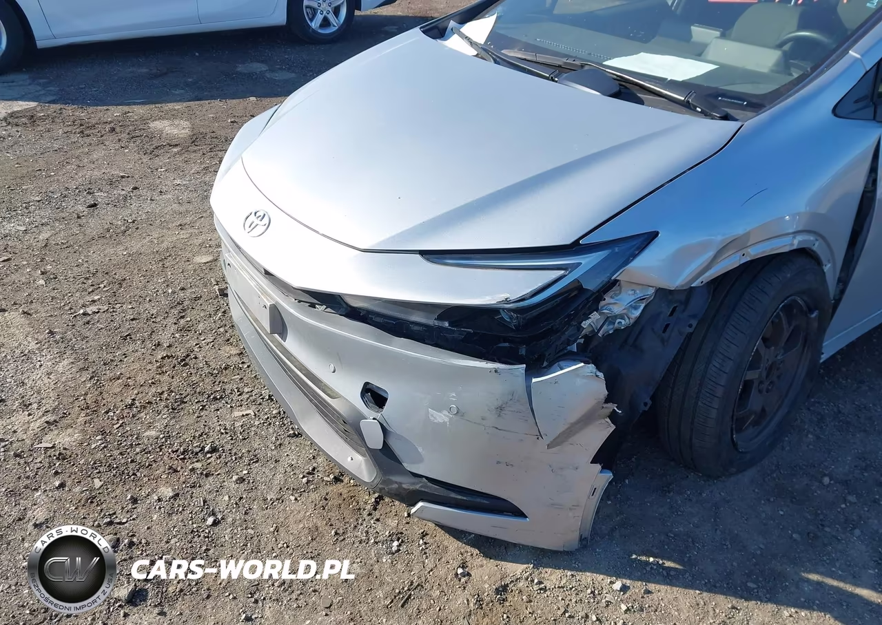 2023 Toyota Prius Le VIN:JTDACAAU9P3004527 - 6