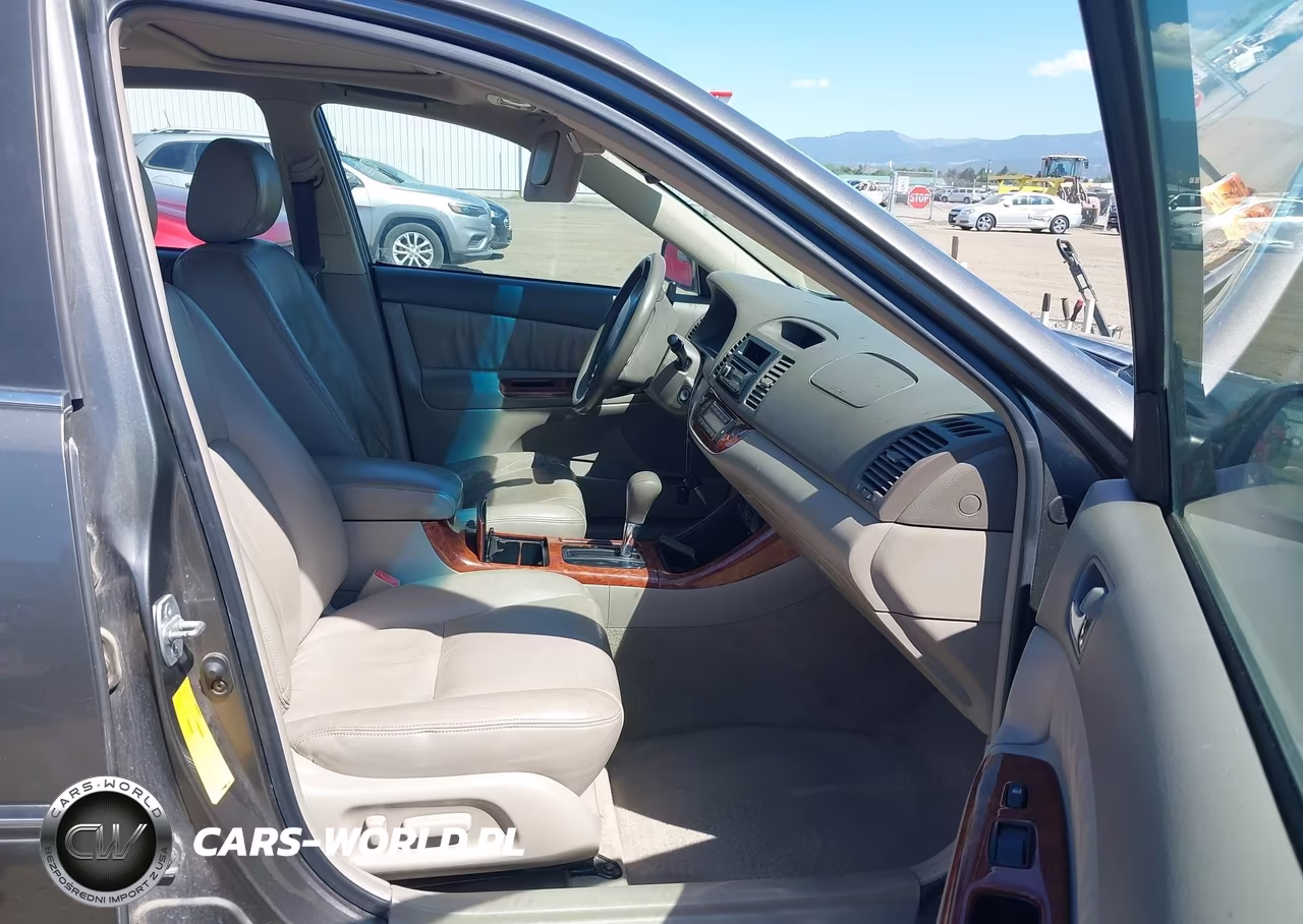 2003 Toyota Camry Xle V6 VIN:JTDBF30K430145623 - 5