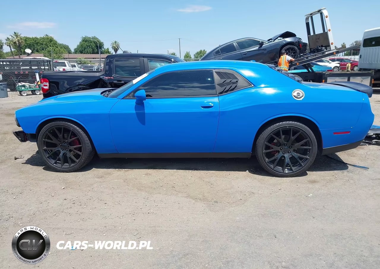 2018 Dodge Challenger Sxt VIN:2C3CDZAG6JH331216 - 15