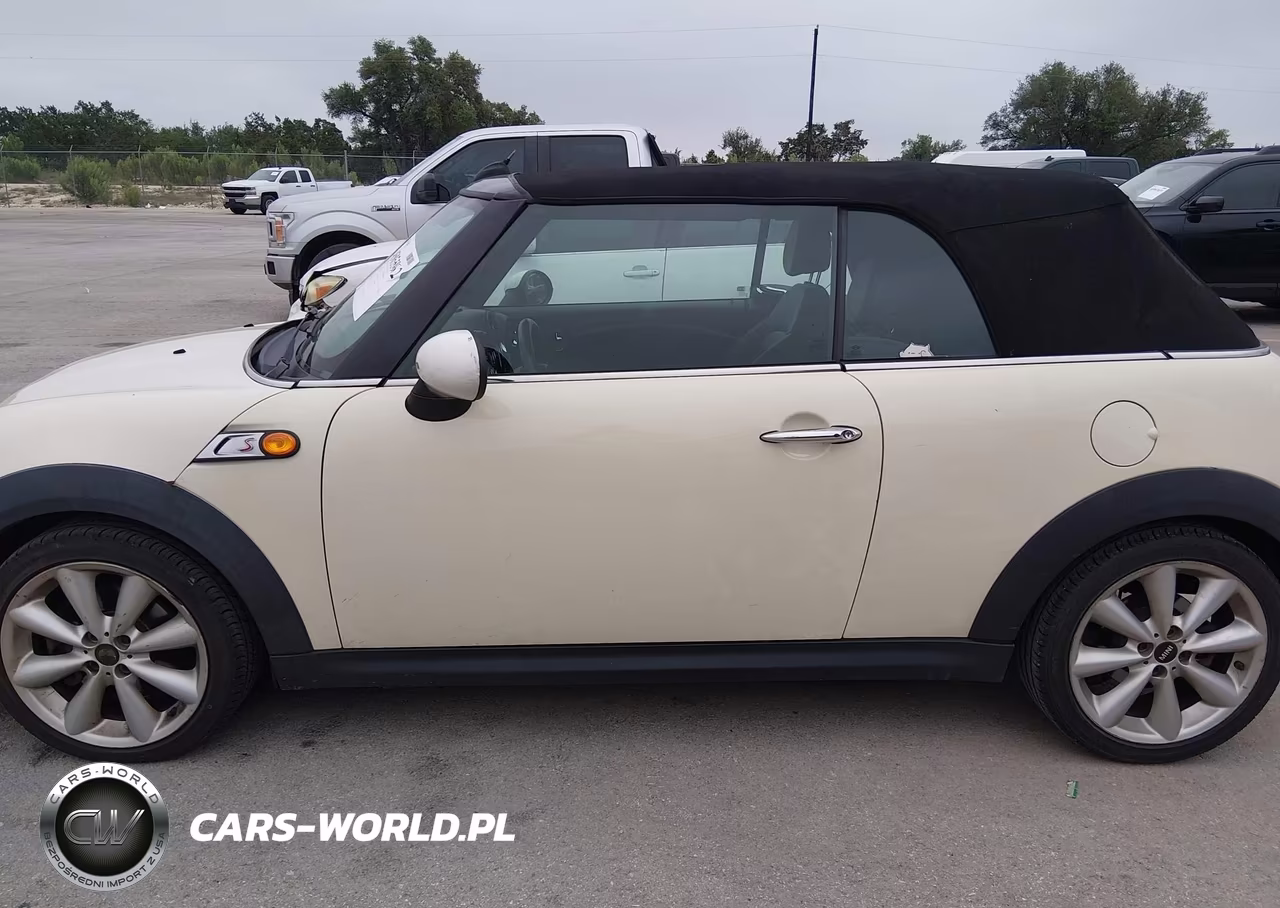 2015 Mini Convertible Cooper S VIN:WMWZP3C56FT708737 - 15
