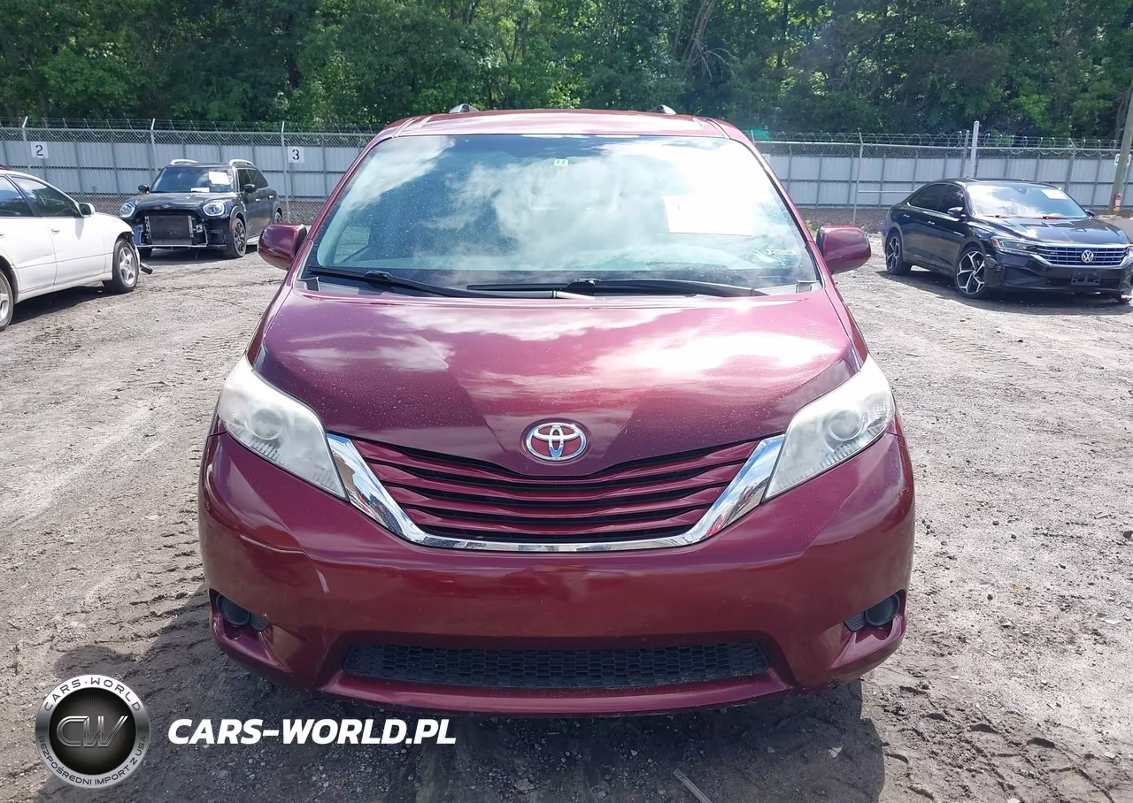 2016 Toyota Sienna Le 8 Passenger VIN:5TDKK3DC1GS749616 - 13