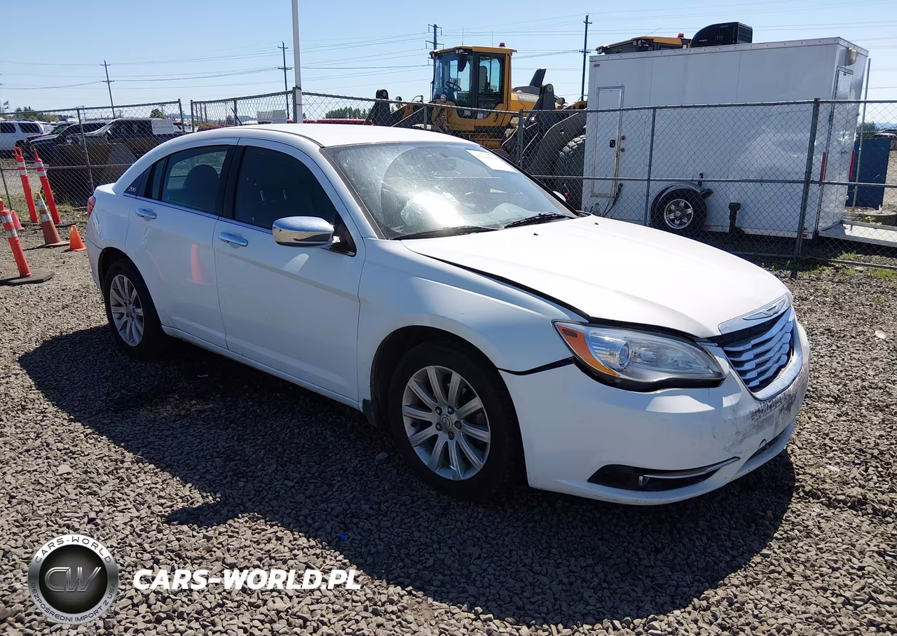 2013 Chrysler 200 Limited – zdjęcie 1 z 17