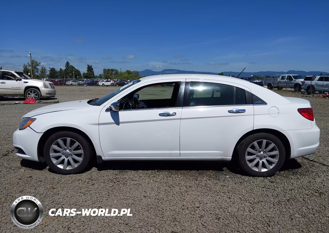 2013 Chrysler 200 Limited VIN:1C3CCBCG9DN720323 - 15