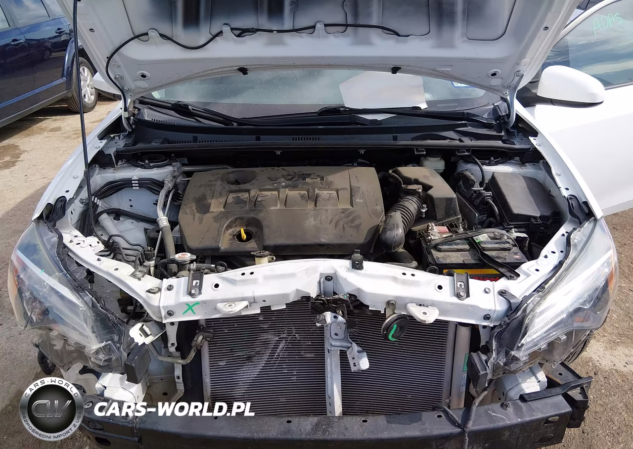 2018 Toyota Corolla Le VIN:2T1BURHE0JC985909 - 10