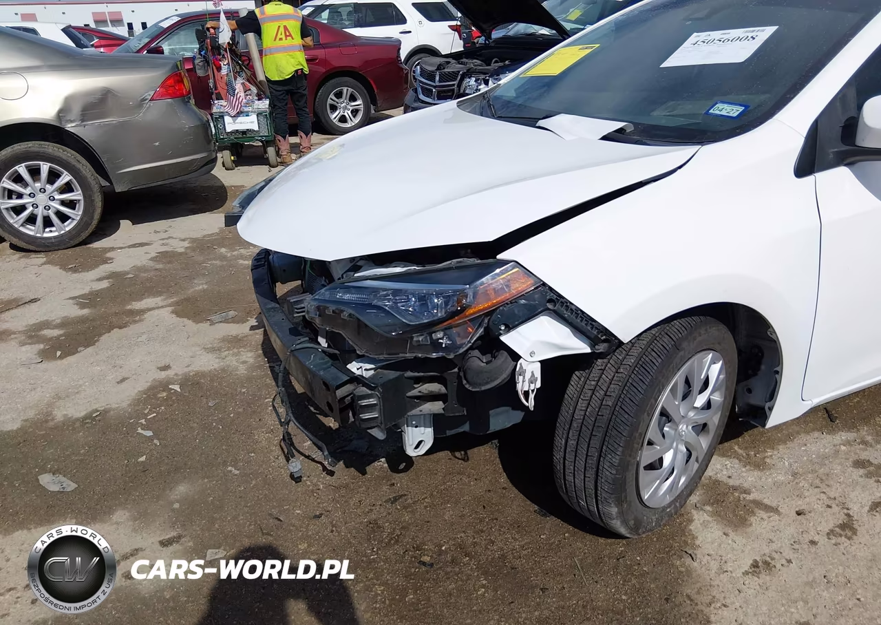 2018 Toyota Corolla Le VIN:2T1BURHE0JC985909 - 6