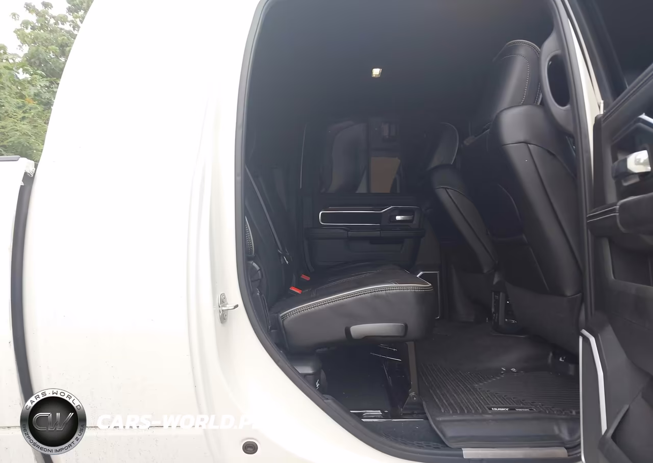 2022 Ram 2500 Laramie 4X4 6'4 Box VIN:3C6UR5NL4NG335246 - 8
