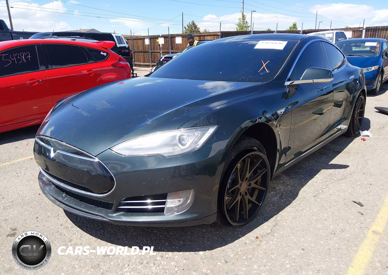 2013 Tesla Model S VIN:5YJSA1CN7DFP06019 - 2