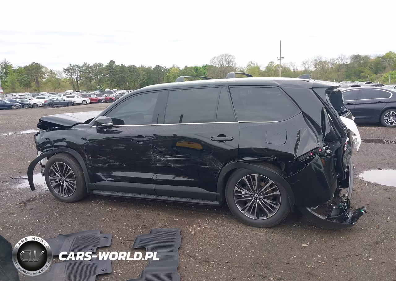 2026 Toyota Grand Highlander Hybrid Max Platinum VIN:5TDADAB50TS040720 - 14