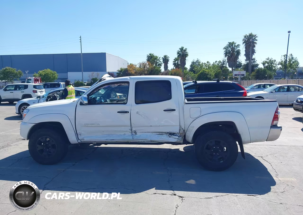 2013 Toyota Tacoma Base V6 VIN:3TMLU4EN6DM126069 - 15