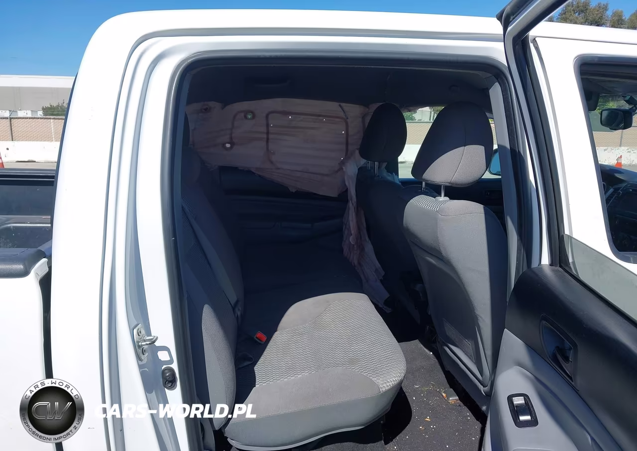 2013 Toyota Tacoma Base V6 VIN:3TMLU4EN6DM126069 - 8
