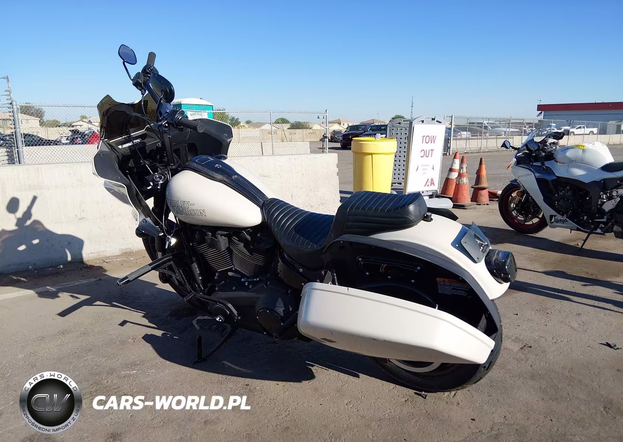 2023 Harley-Davidson Fxlrst VIN:1HD1YXZ19PB010850 - 3