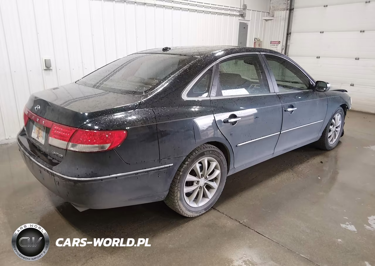 2008 Hyundai Azera Limited VIN:KMHFC46F28A267663 - 4