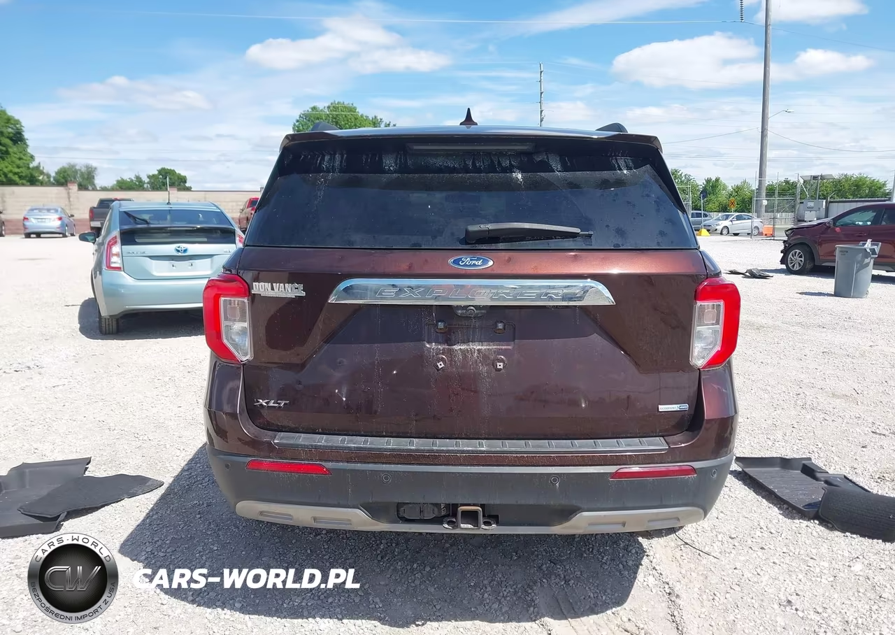 2020 Ford Explorer Xlt VIN:1FMSK8DH2LGB62740 - 16