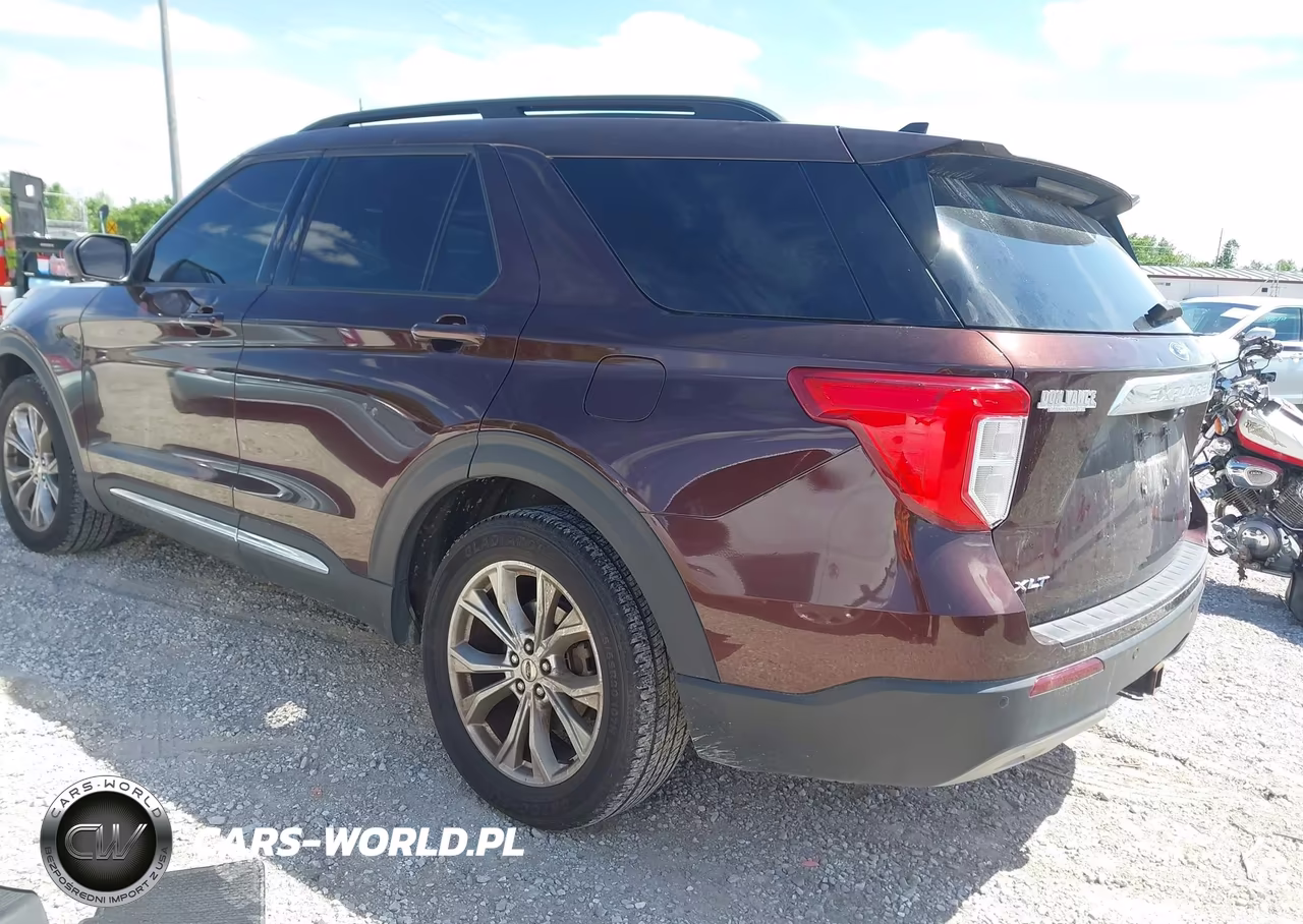 2020 Ford Explorer Xlt VIN:1FMSK8DH2LGB62740 - 3