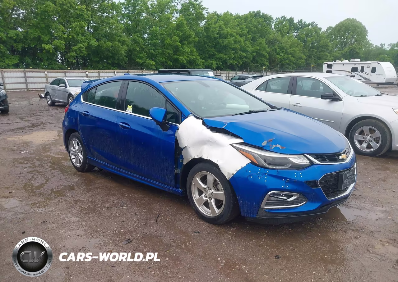 2017 Chevrolet Cruze Lt Auto – zdjęcie 1 z 17
