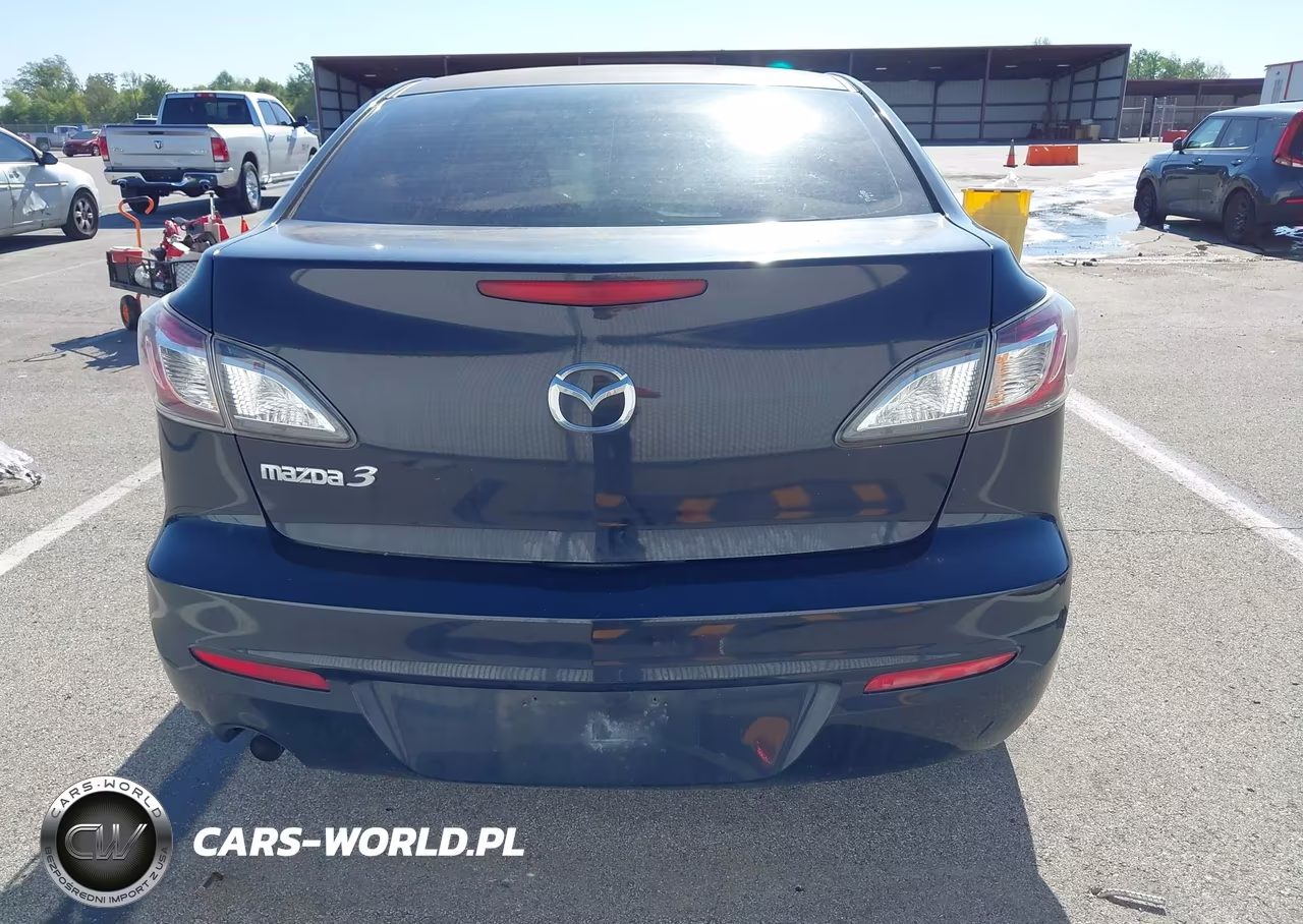 2012 Mazda Mazda3 I Sport VIN:JM1BL1UF1C1528486 - 16