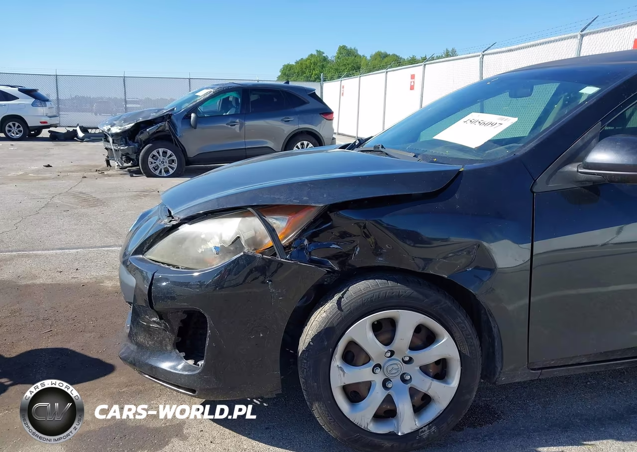 2012 Mazda Mazda3 I Sport VIN:JM1BL1UF1C1528486 - 6