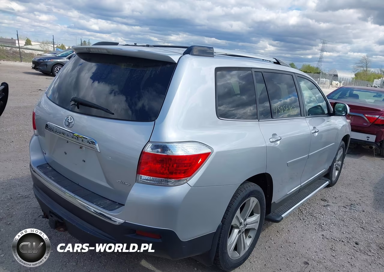 2013 Toyota Highlander Limited V6 VIN:5TDDK3EH8DS185610 - 4