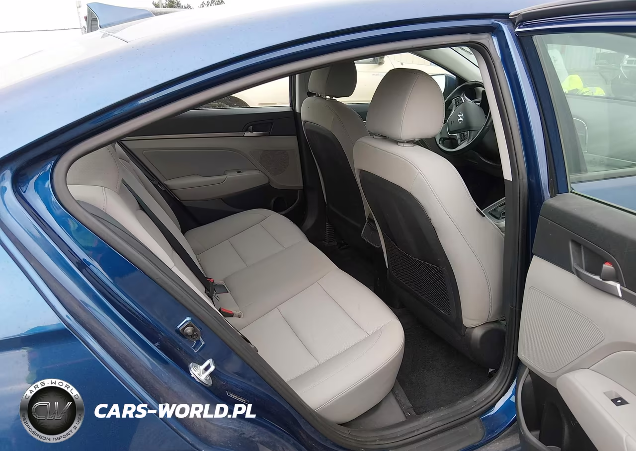 2018 Hyundai Elantra Value Edition VIN:5NPD84LFXJH393141 - 8