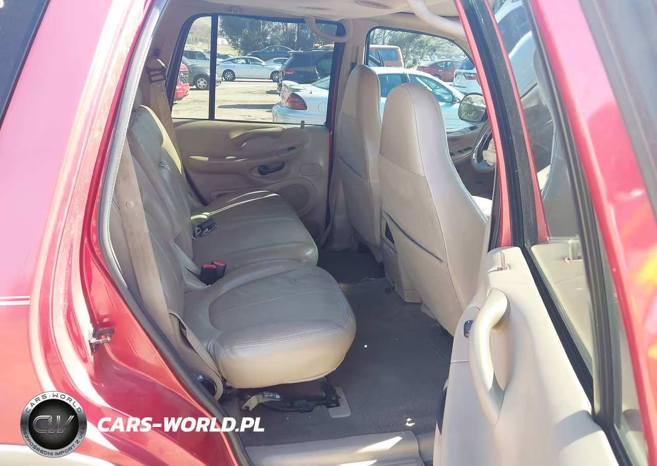 2002 Ford Expedition Eddie Bauer VIN:1FMRU17L52LA52187 - 8