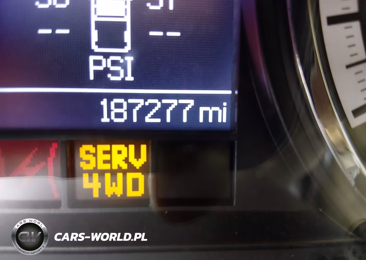 2012 Ram 1500 Laramie VIN:1C6RD7NT5CS290615 - 16