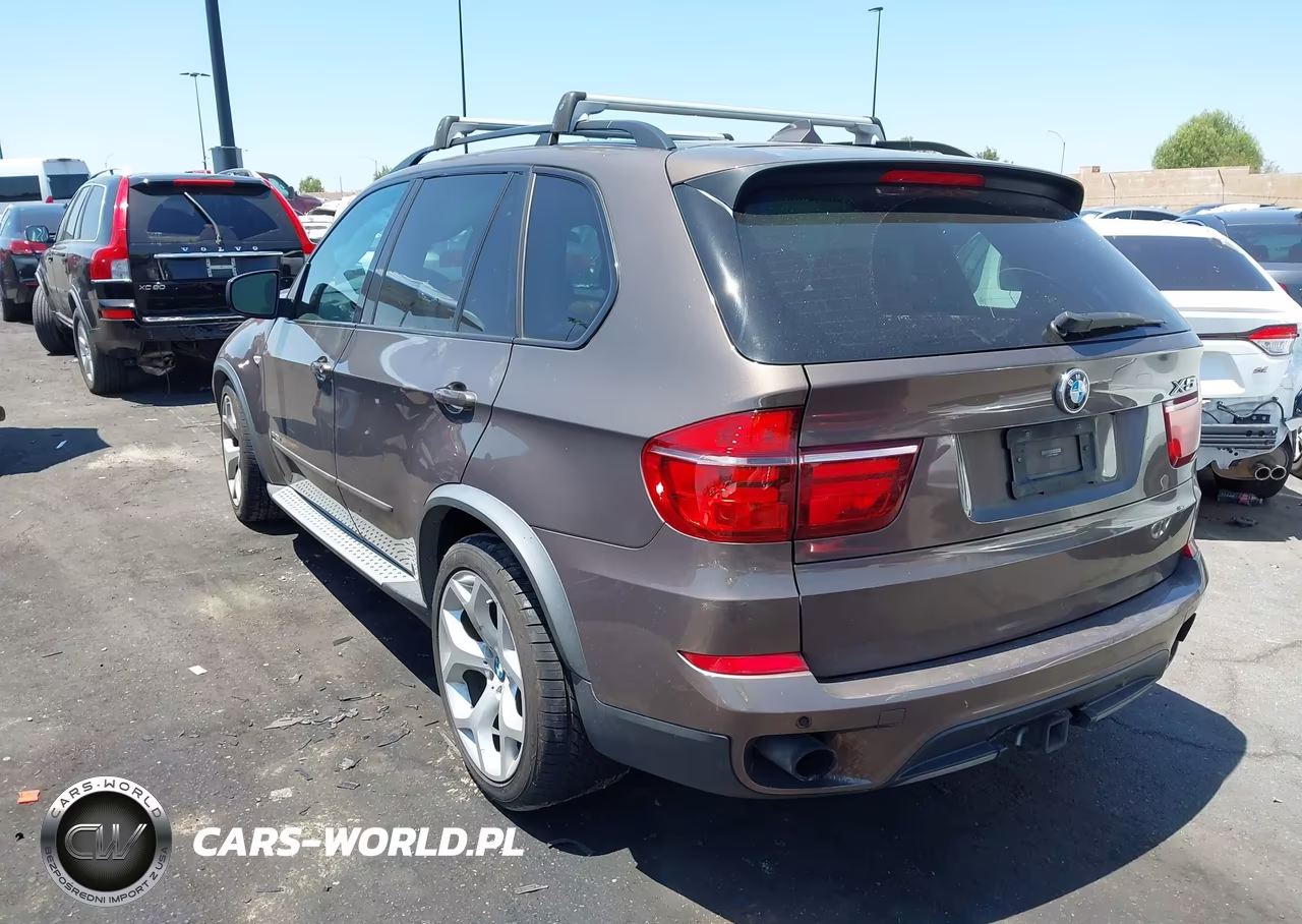 2013 BMW X5 xDrive35D VIN:5UXZW0C57D0B93445 - 3