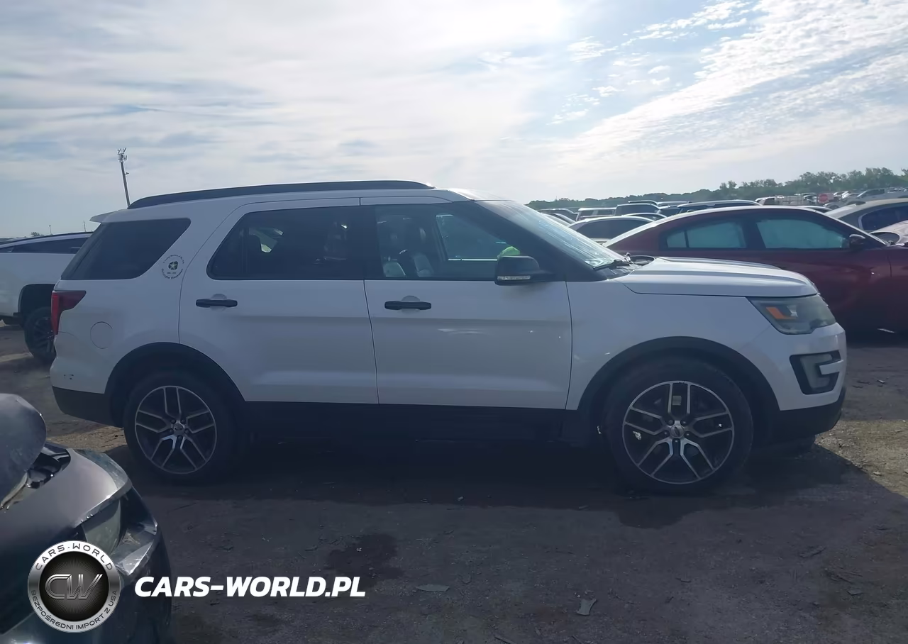 2016 Ford Explorer Sport VIN:1FM5K8GT9GGD27587 - 13