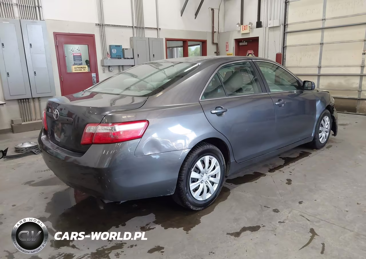 2009 Toyota Camry Xle VIN:JTNBE46K293189901 - 4