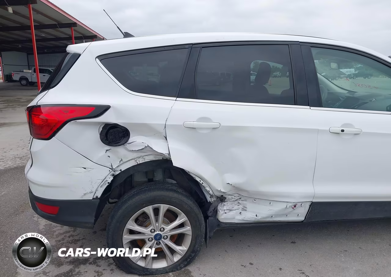 2019 Ford Escape Se VIN:1FMCU9GD7KUA81438 - 6