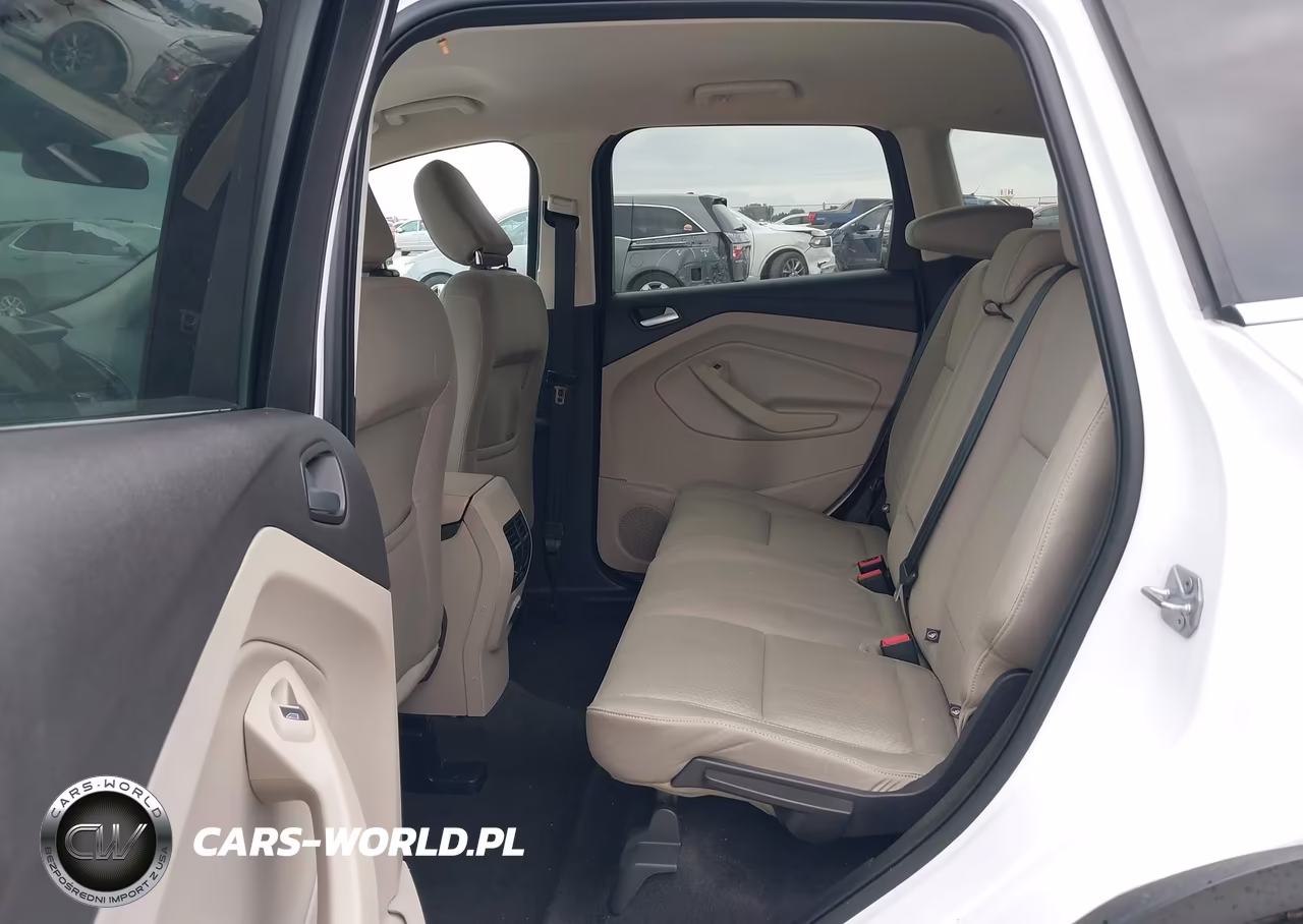 2019 Ford Escape Se VIN:1FMCU9GD7KUA81438 - 8