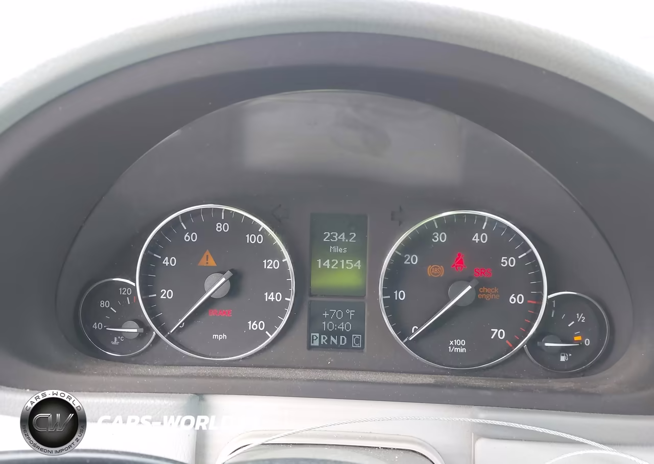 2005 Mercedes-Benz C 230 Kompressor Sport VIN:WDBRF40J85F651515 - 7