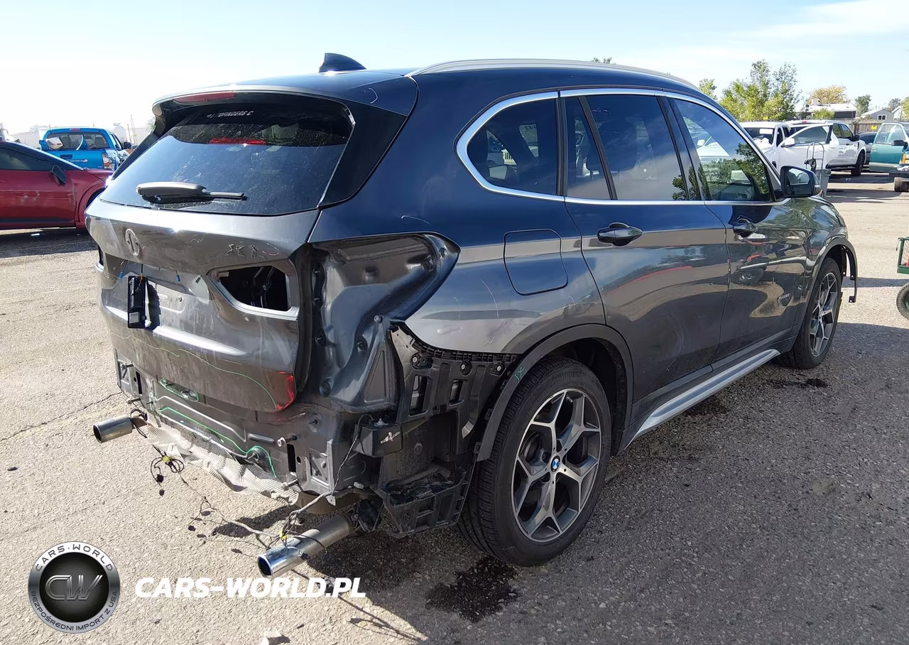 2017 BMW X1 xDrive28I VIN:WBXHT3C35H5F73045 - 4