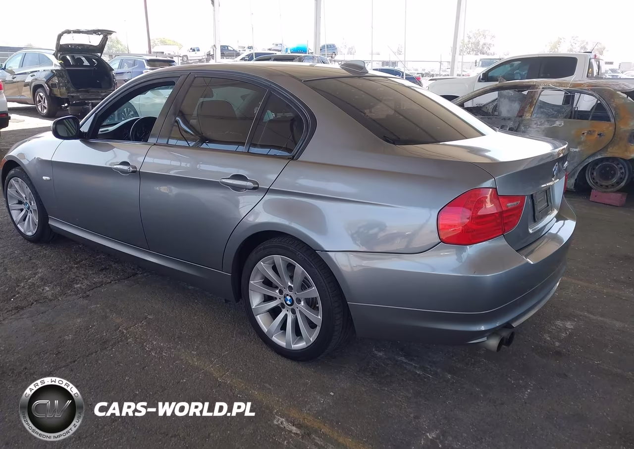 2011 BMW 328I VIN:WBAPH5C57BA443834 - 3