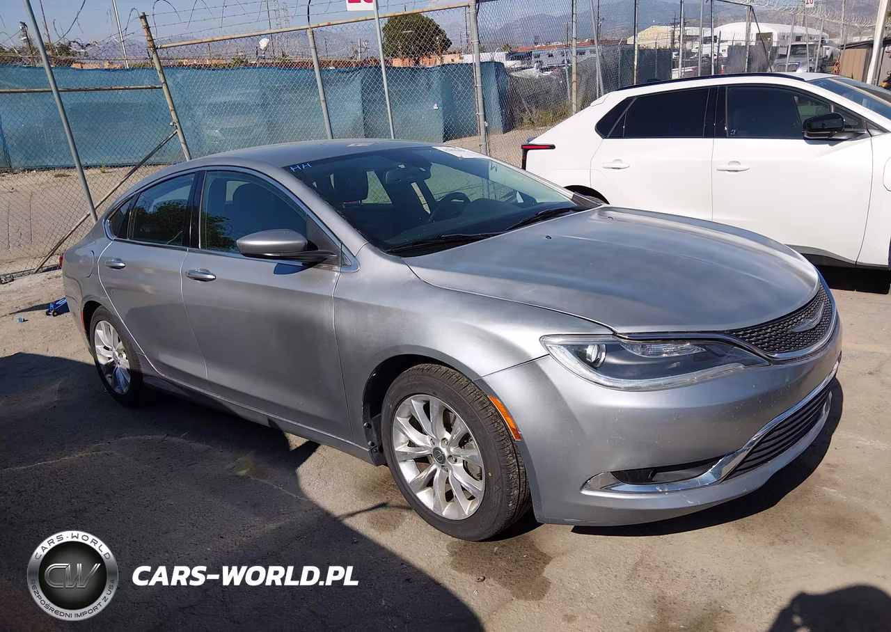 2015 Chrysler 200 C – zdjęcie 1 z 15