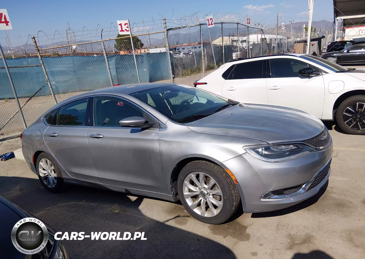 2015 Chrysler 200 C VIN:1C3CCCCB9FN720612 - 12