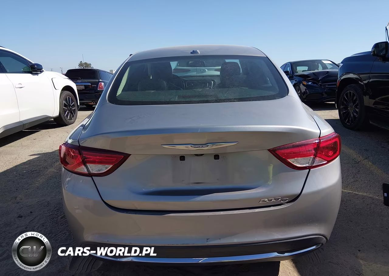 2015 Chrysler 200 C VIN:1C3CCCCB9FN720612 - 15